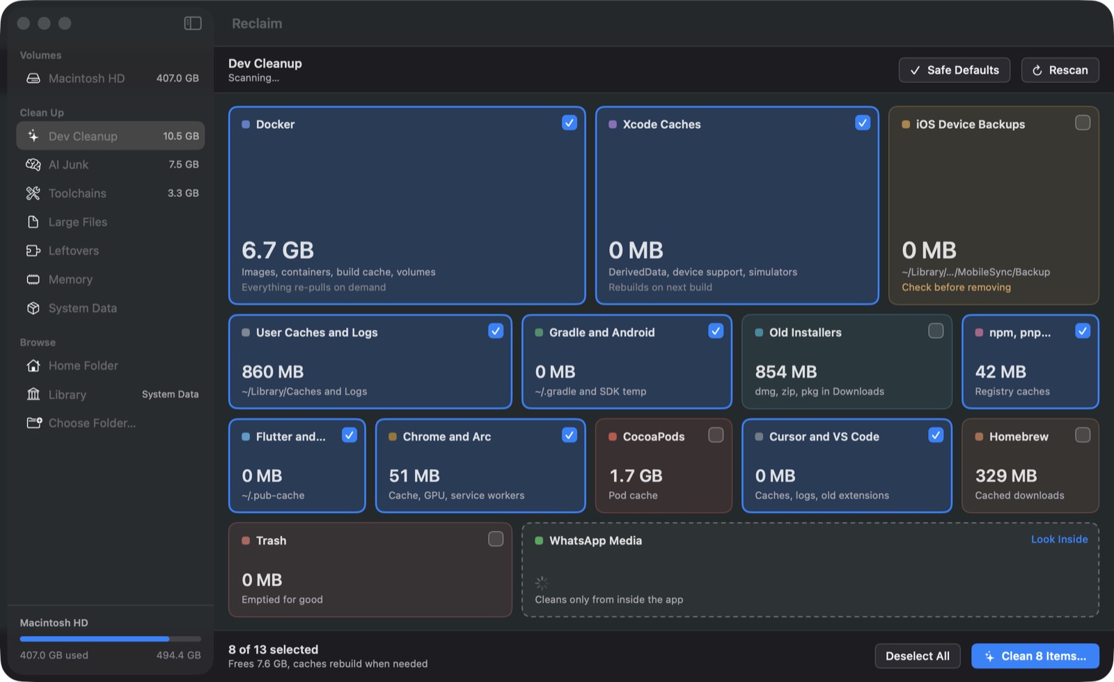 ddeploy's Dev Cleanup screen with Docker, Xcode, Gradle, pub and npm boxes